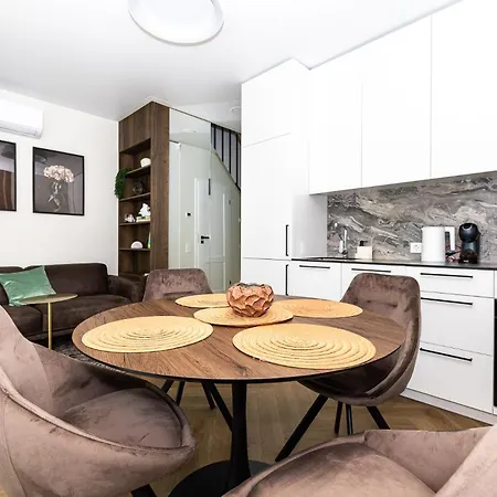 Apartment 2bd Apartmet J7, Selfcheck-in, By Cohost